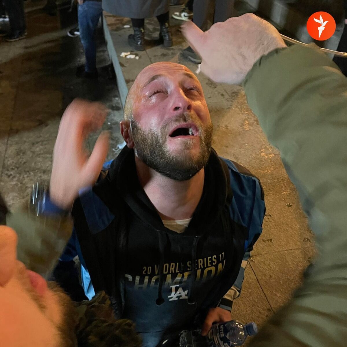 Протестувальники штурмували парламент, силовики застосували водомети: як минула ніч у Тбілісі і що стало причиною акцій. Фото і відео 