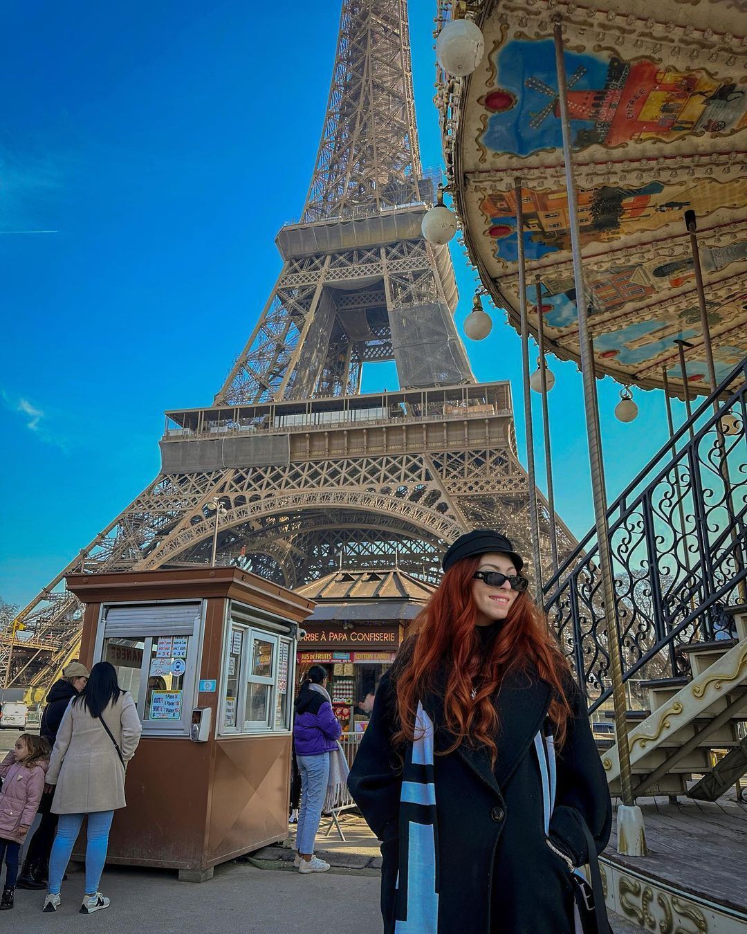 18-летнюю дочь Поляковой захейтили из-за неоднозначной подписи под снимками из Парижа