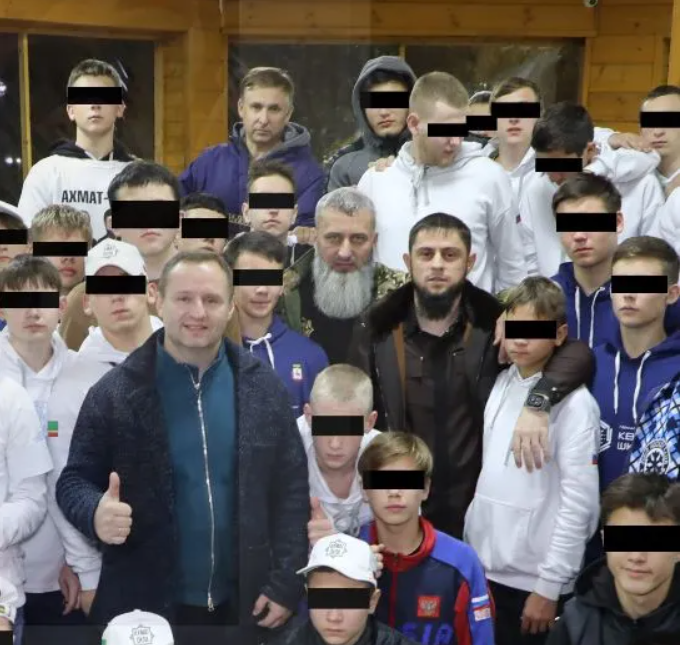 Перетворюють на ''зомбі'': як Росія поставила на конвеєр викрадення українських дітей і через які кола пекла їх змушують проходити – Sun 