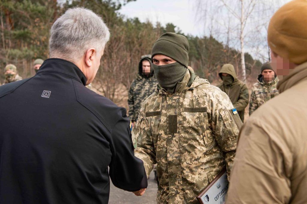 Порошенко передал военным новую партию комплексов БПЛА Poseidon. Фото и видео