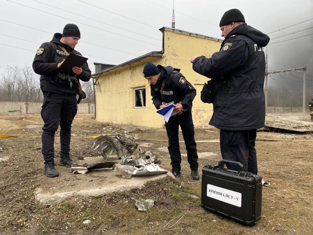 Ворог атакував дронами і ракетами: на Дніпропетровщині є прильоти, одна людина загинула, дві постраждали 