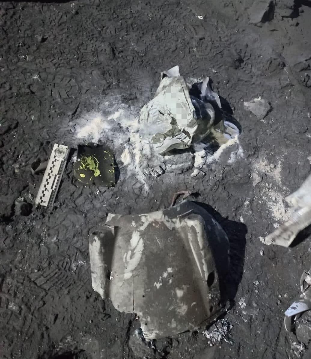 Ворог атакував дронами і ракетами: на Дніпропетровщині є прильоти, одна людина загинула, дві постраждали 