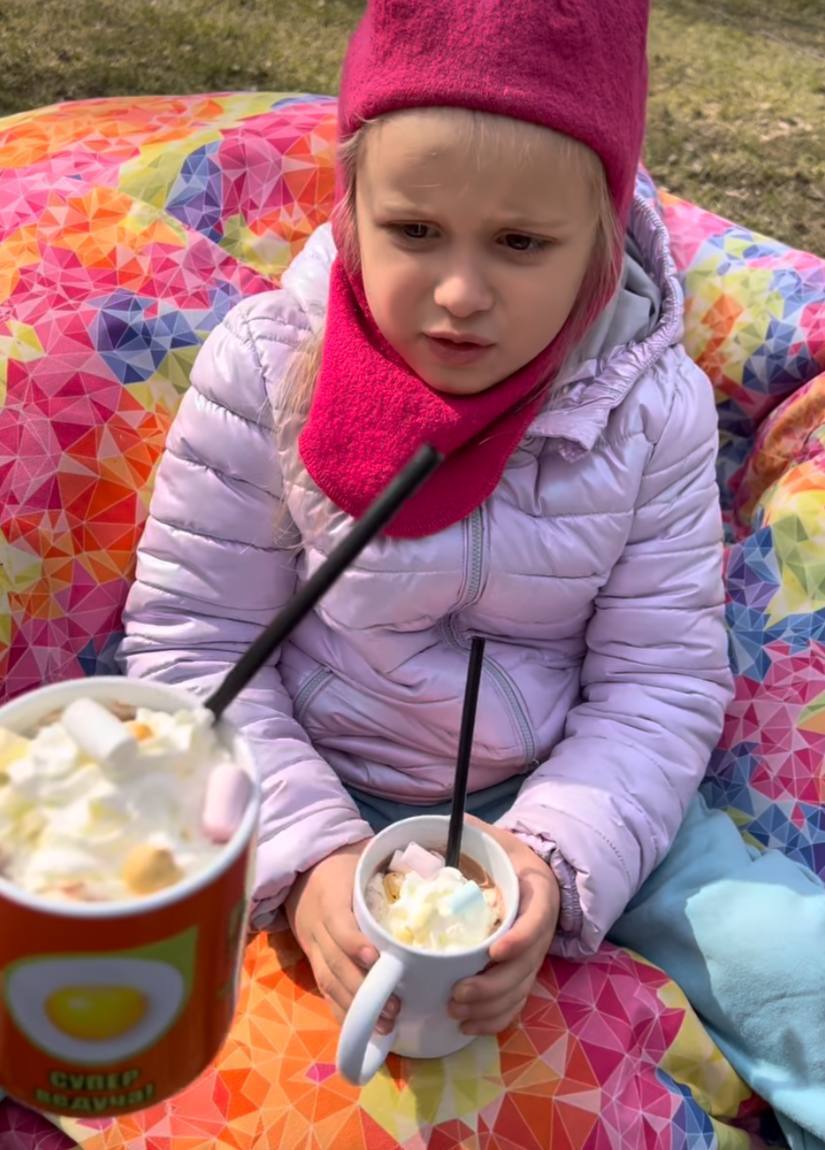 "Одно на всех": младшая дочь Ребрик озвучила свое желание, связанное с Путиным, и насмешила сеть. Видео