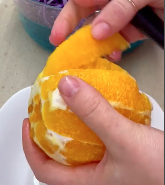 Апельсин для приготування салату
