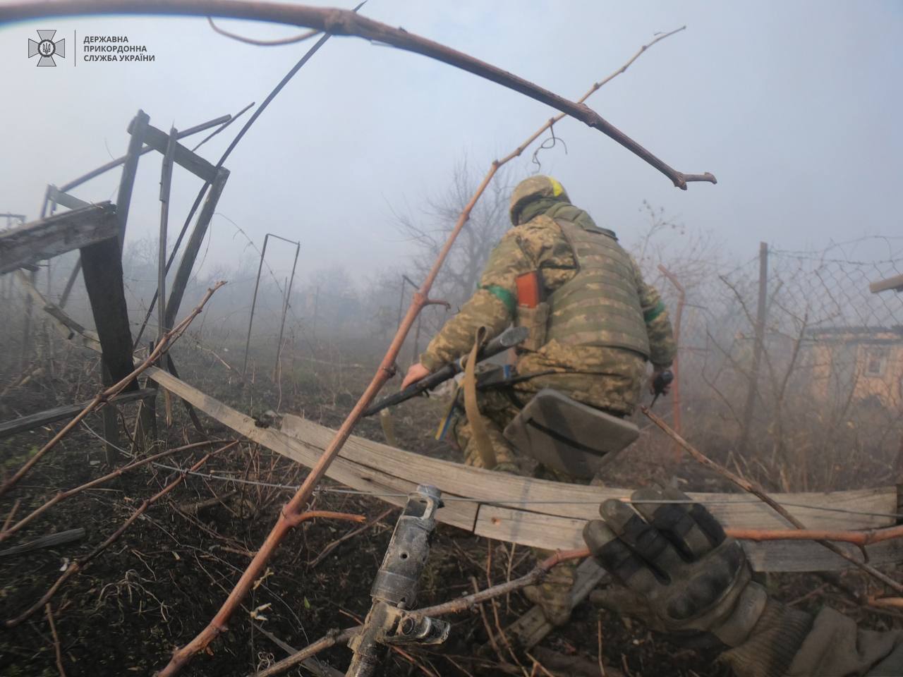 Украинские пограничники в Бахмуте разбили группу из 20 "вагнеровцев": спрятаться не получилось