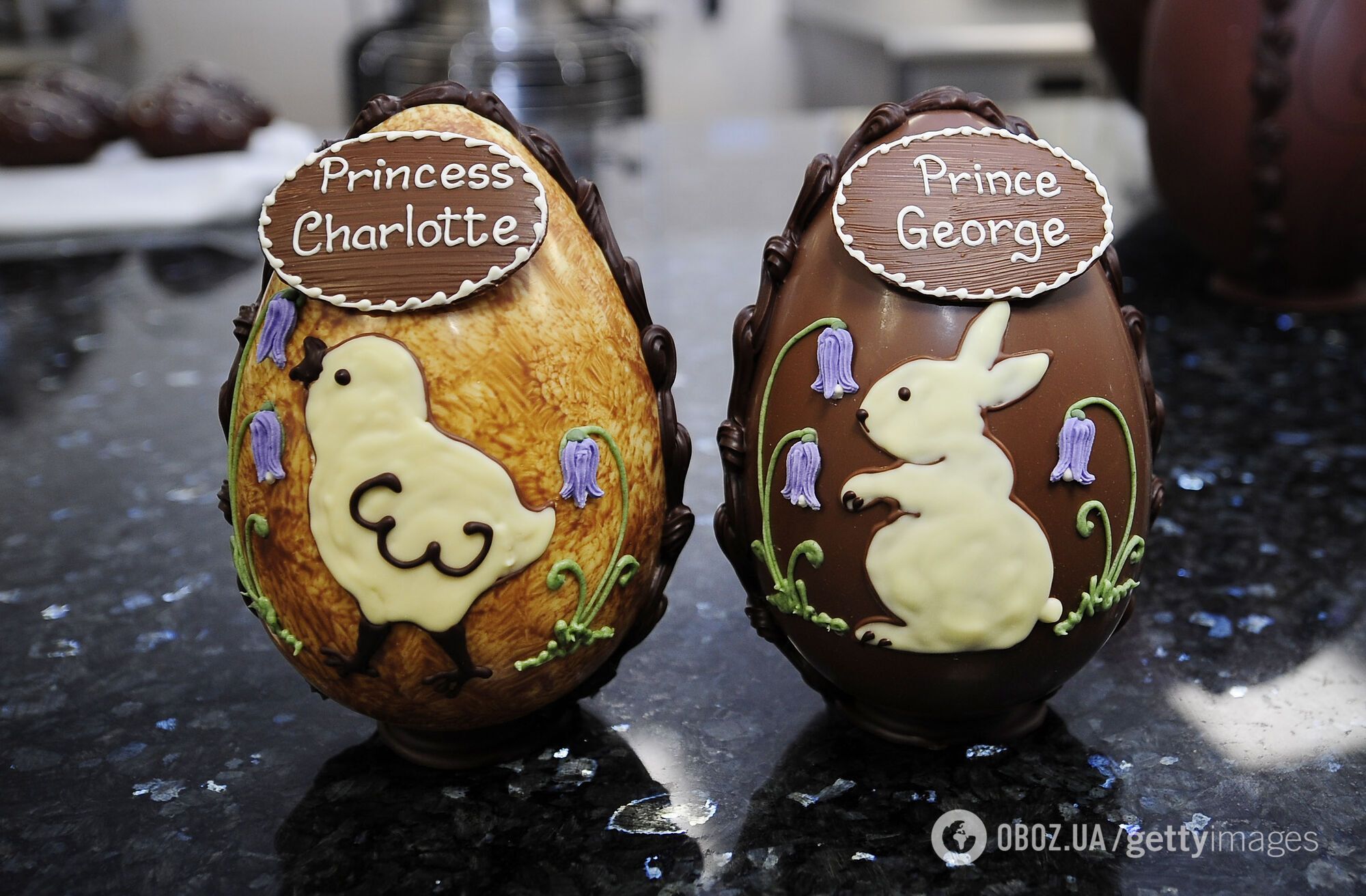 Полюють на яйця та роздають у мішечках монети: як королівська родина святкує Великдень. Фото