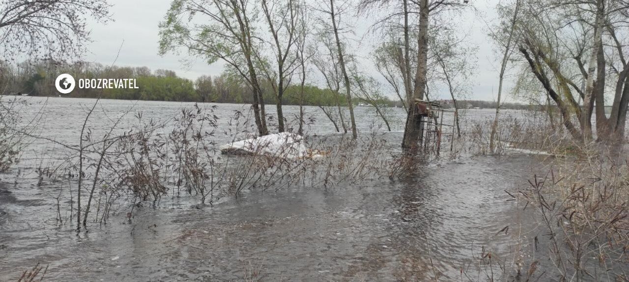 Київ через повінь перетворився на Венецію: ексклюзивні фоторепортаж і відео