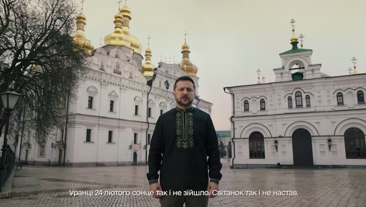 "Отмечаем с верой в нашу победу": Зеленский поздравил украинцев с праздником Пасхи. Видео