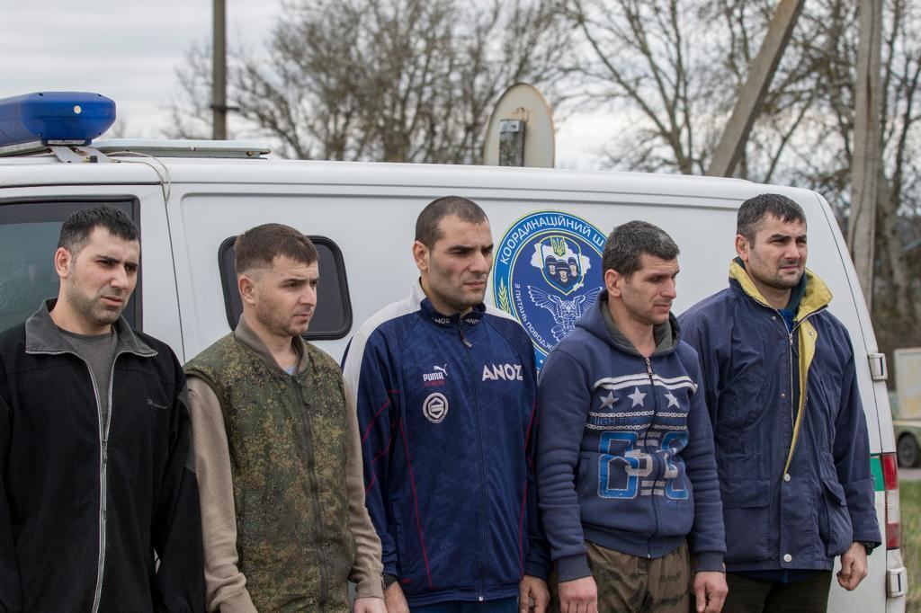Украина во время последнего обмена пленными передала России пятерых мусульман: Кадыров отказался от встречи с ними