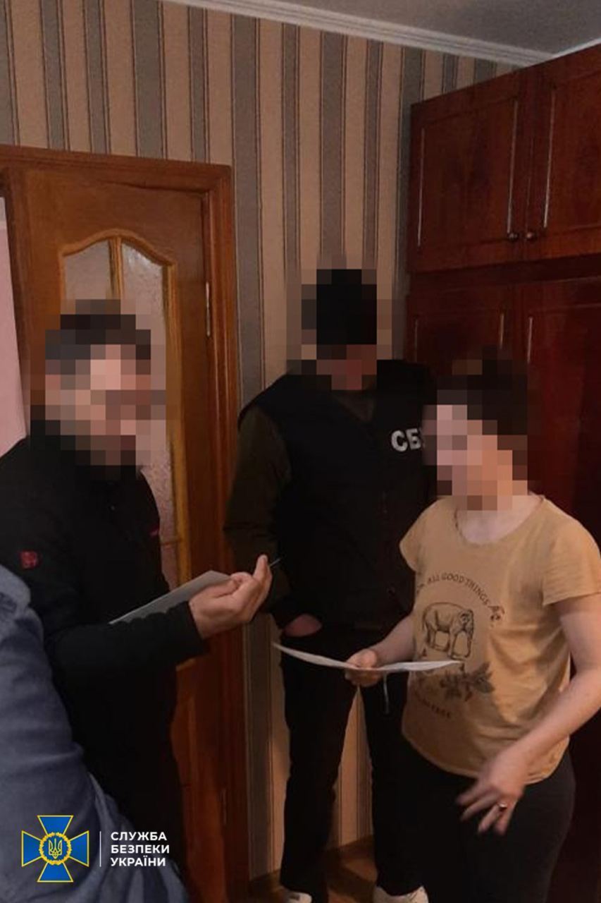 СБУ затримала доньку колишнього гауляйтера Чорнобаївки: вона однією з перших підтримала російських загарбників. Фото 