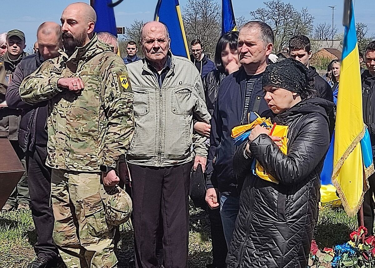 В Кировоградской области попрощались с защитником Мариуполя, который погиб во время теракта в Еленовке. Фото