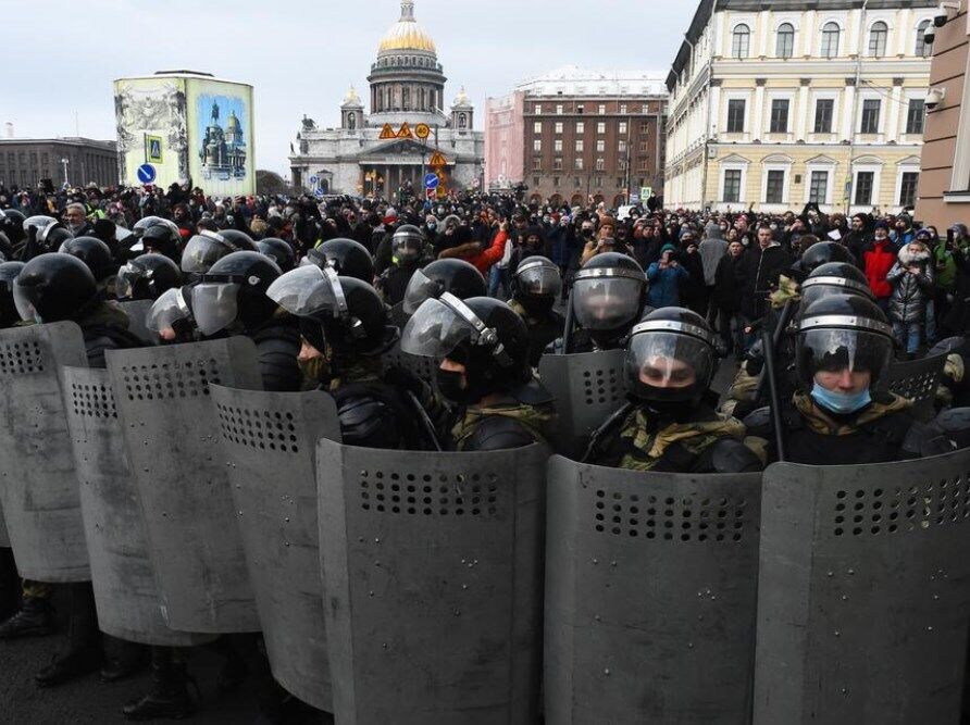 протести Росія
