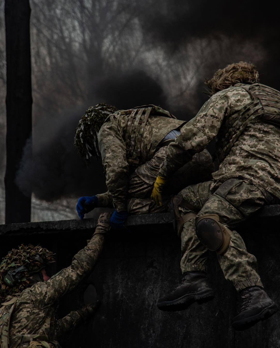 "Не реагувати на вибухи і постріли": у Генштабі показали, як тренується 47 ОМБр "Маґура". Фото
