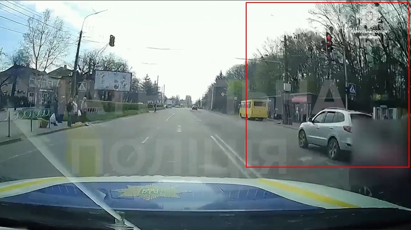 На Київщині водій під наркотиками намагався втекти від поліції, створюючи аварійні ситуації на дорозі. Відео