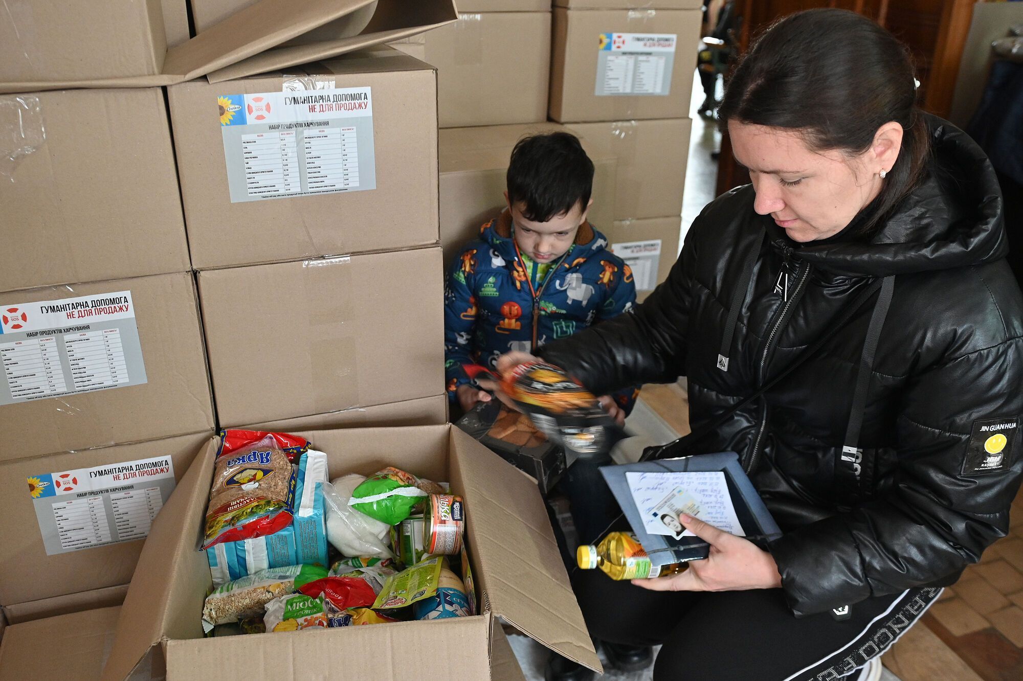 Шелтеры, эвакуация и продуктовые наборы: "Олейна" присоединилась к крупным гуманитарным проектам