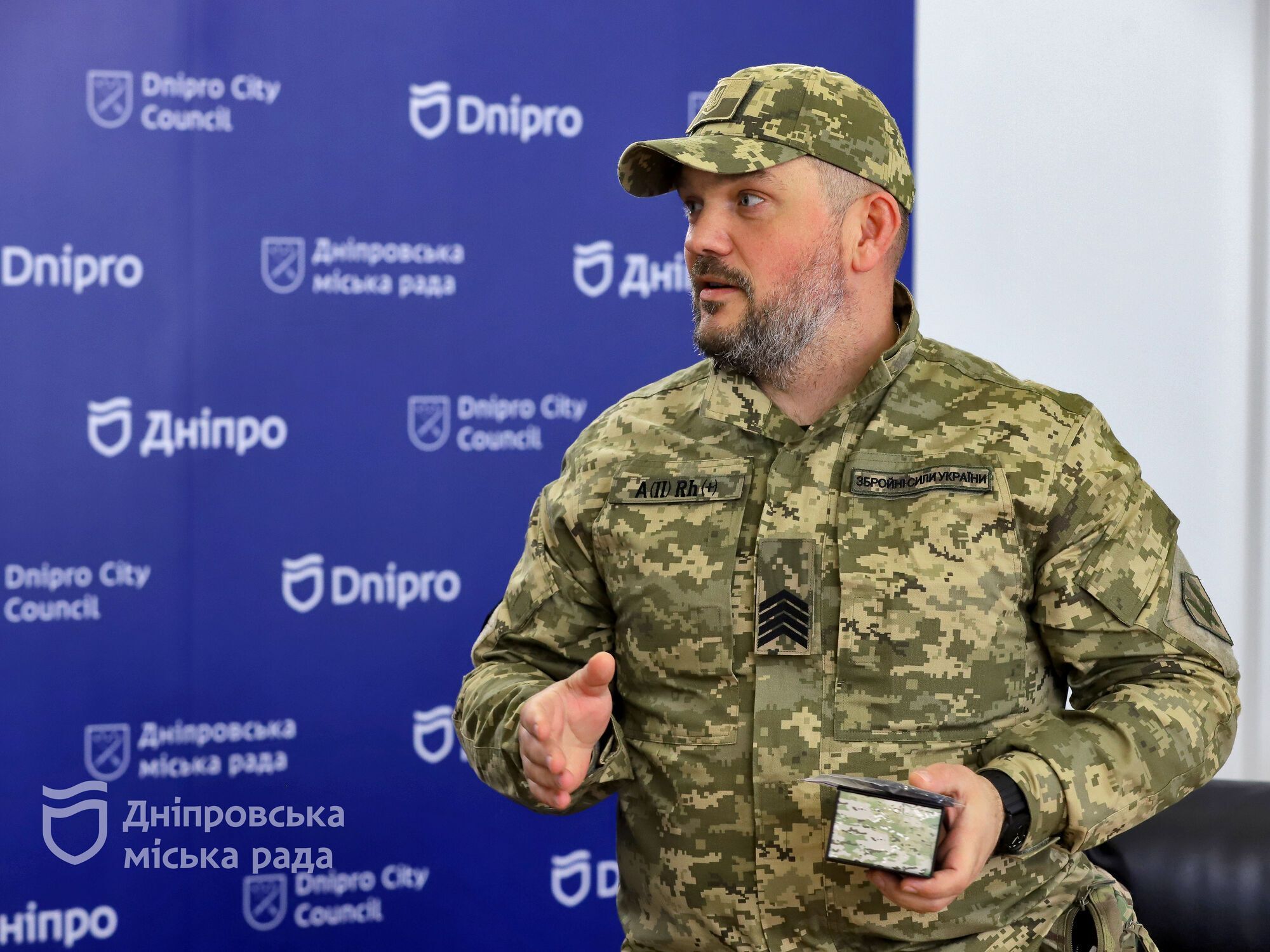 Филатов вручил самые высокие награды горсовета бойцам ССО из Днепра, защищающим Бахмут