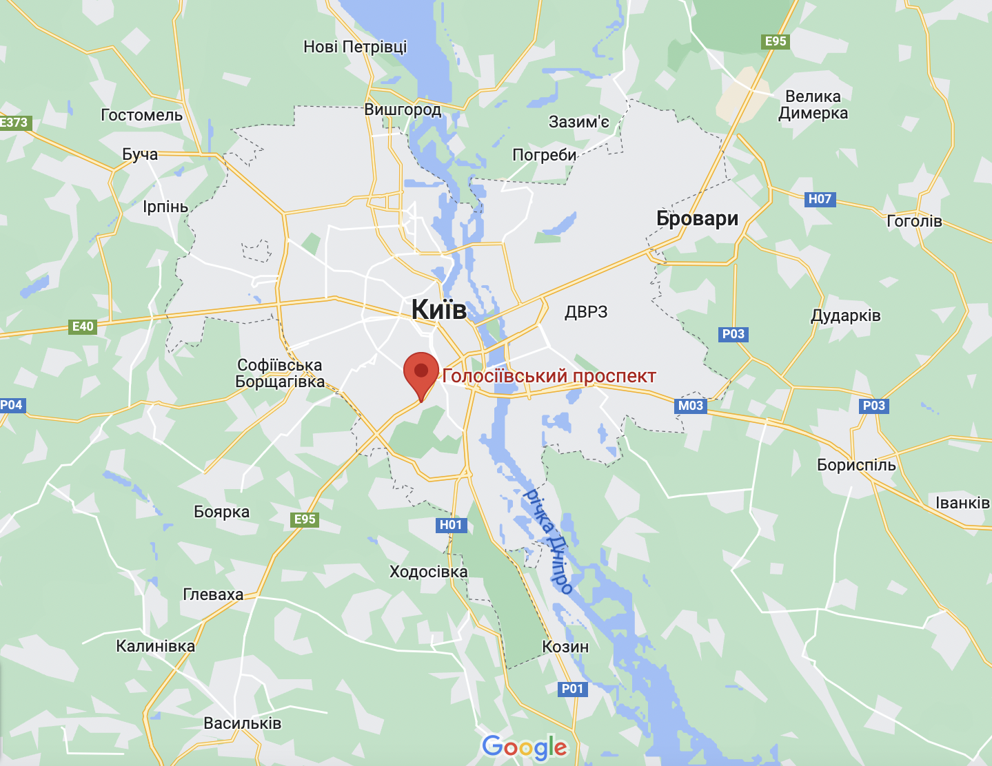 В Киеве вспыхнул пожар в многоэтажке: работали спасатели. Видео