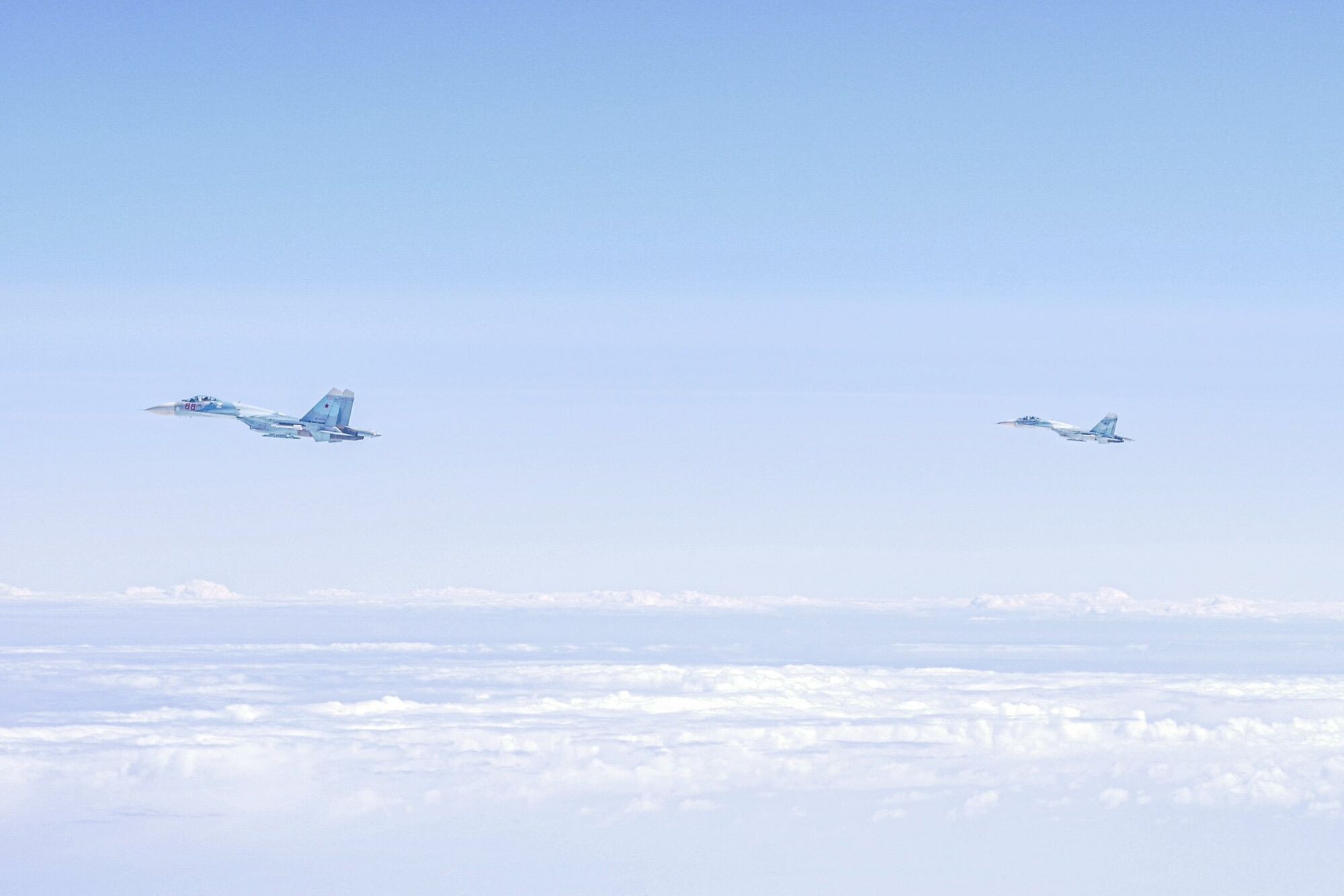 Новая провокация Кремля: авиация НАТО перехватила три военных самолета России над Балтийским морем