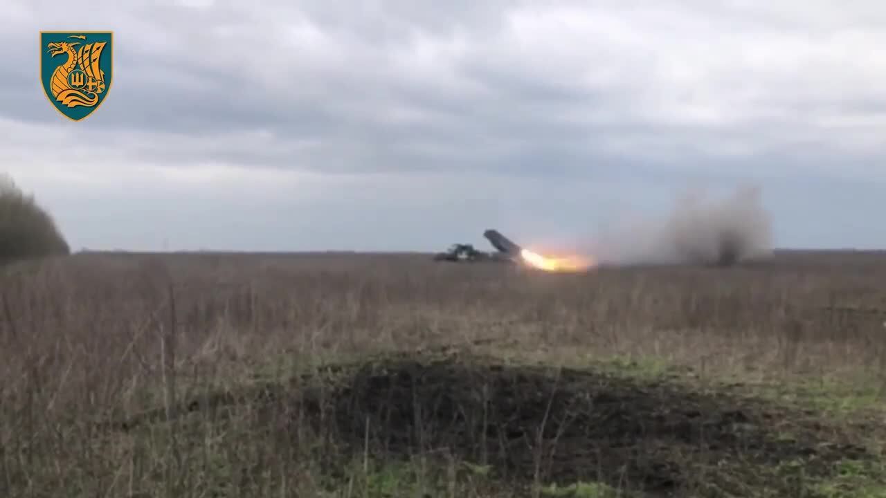 Украинские морпехи показали, как "отправляют чертей обратно в ад": мощные кадры