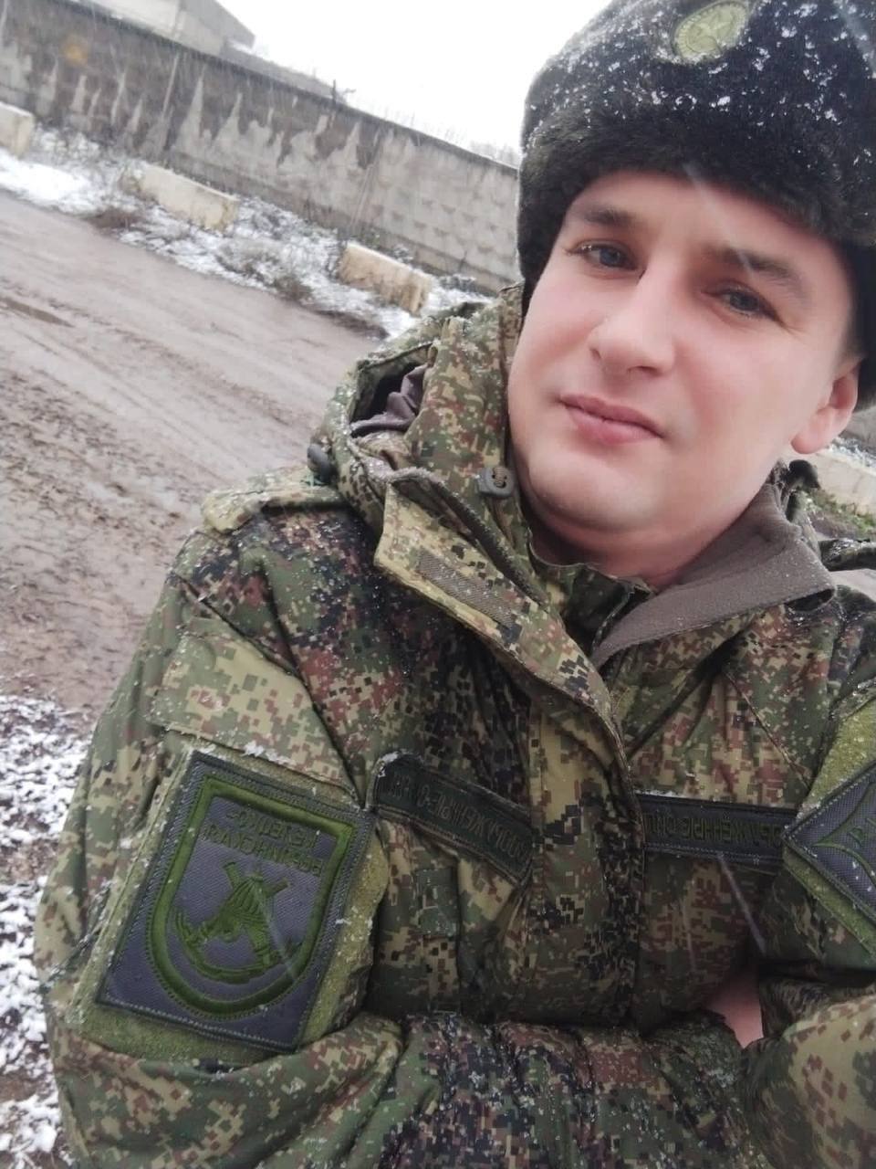 У мережі показали фото окупанта, який хвалився жорстким вбивством українських полонених: його підрозділ може перебувати на Харківщині