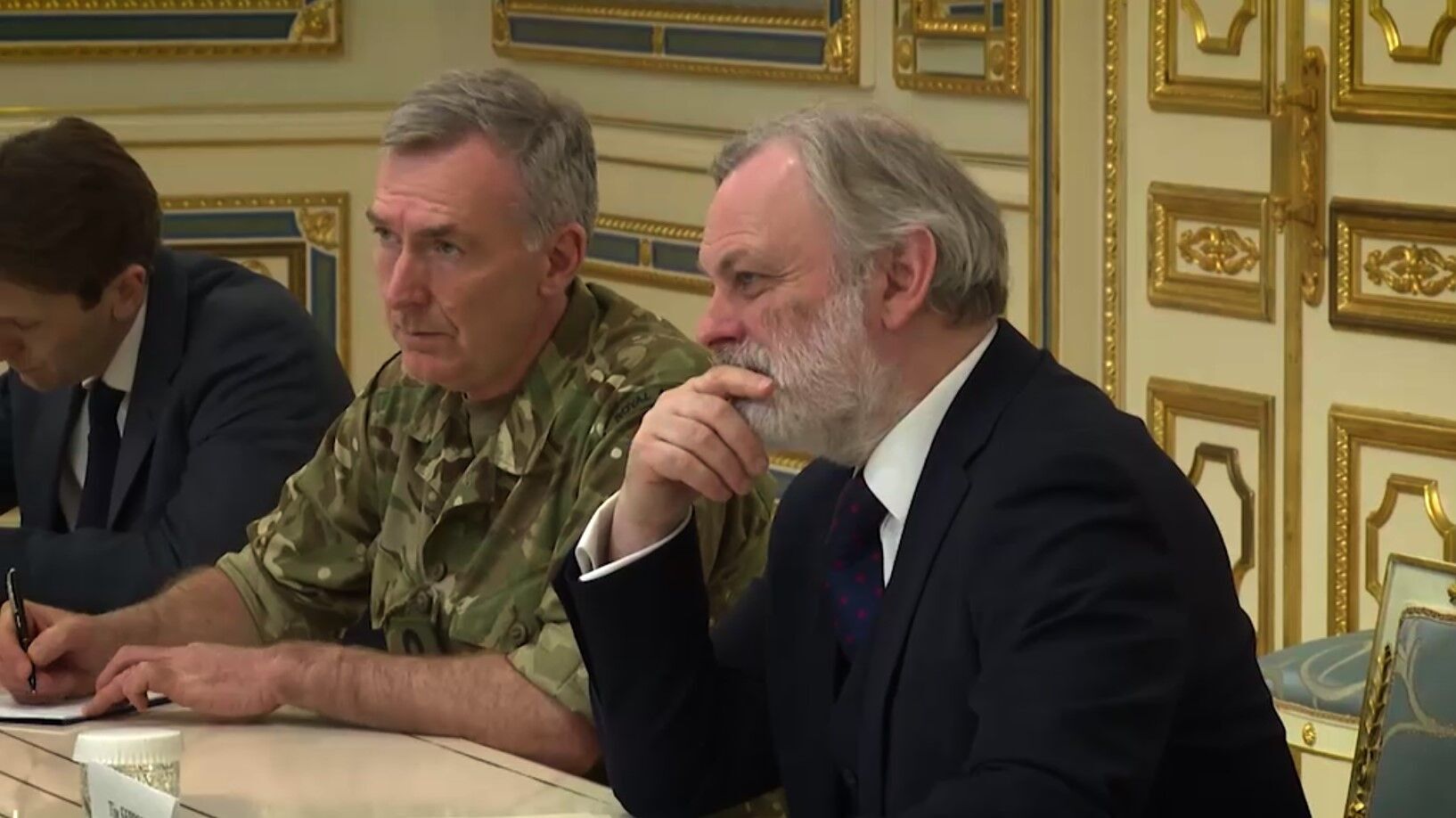 Зеленский призвал Британию взять лидерство в формировании воздушной коалиции для Украины