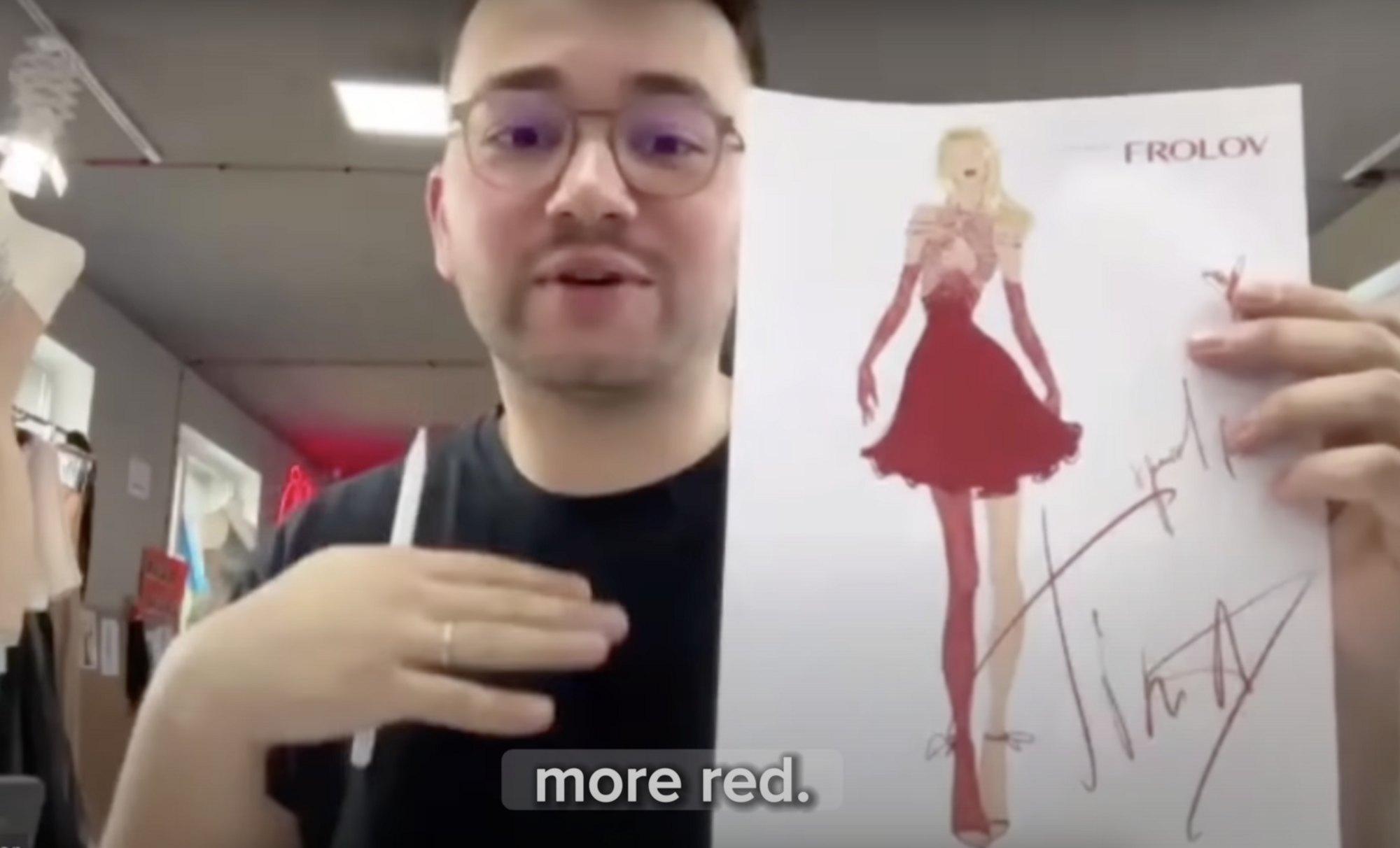 Мини-платье с одним чулком: Тина Кароль показала образ на Евровидение-2023