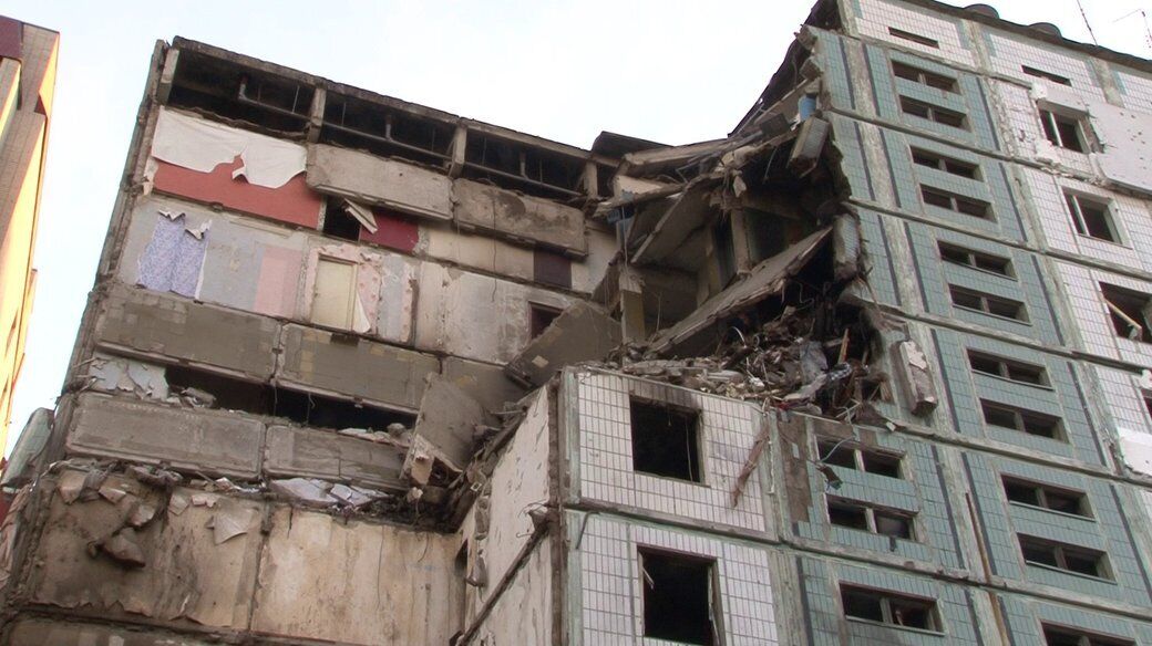 "Дом дрогнул, кричали дети": жители дома в Умани, в который попала ракета РФ, рассказали о трагедии