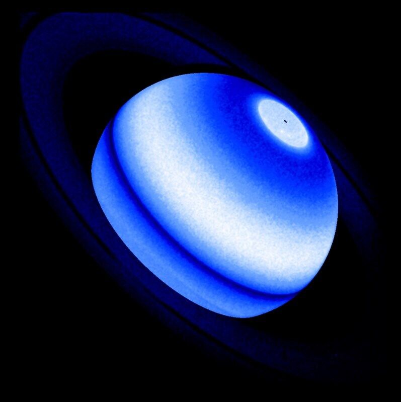 Сліди водню в атмосфері Сатурна