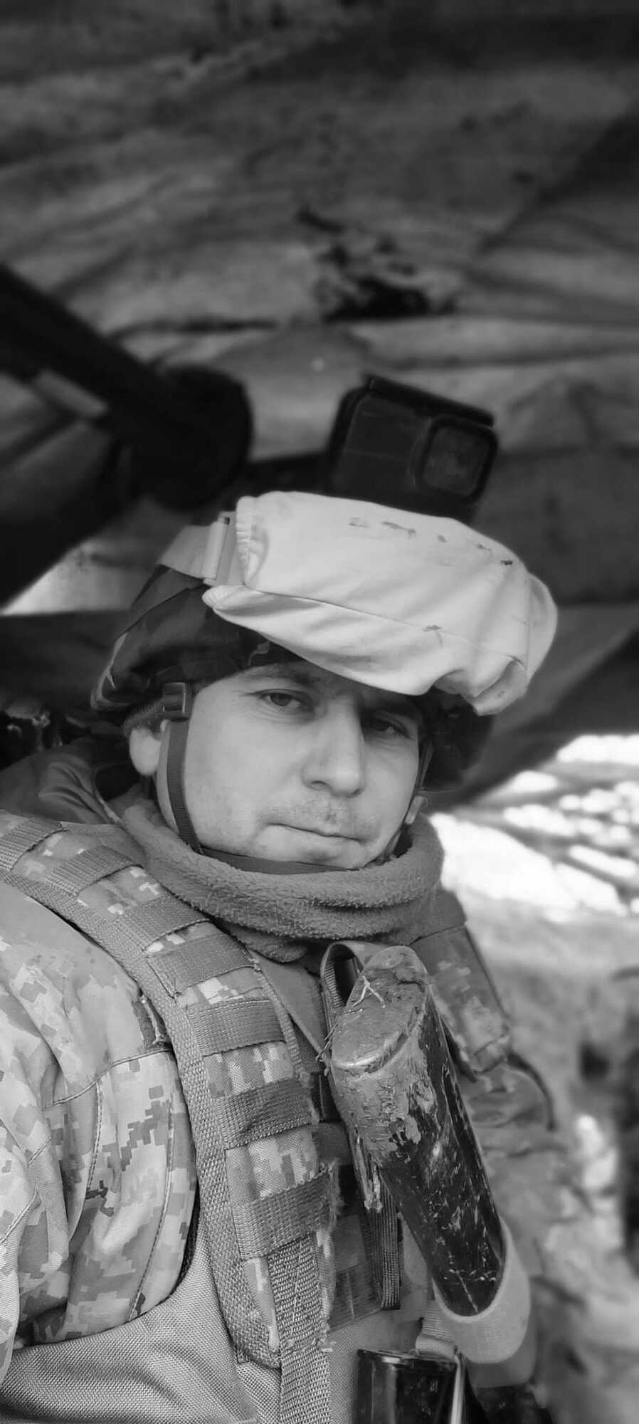 Недавно получил офицерское звание: в Бахмуте героически погиб младший лейтенант ВСУ Владимир Мукан. Фото
