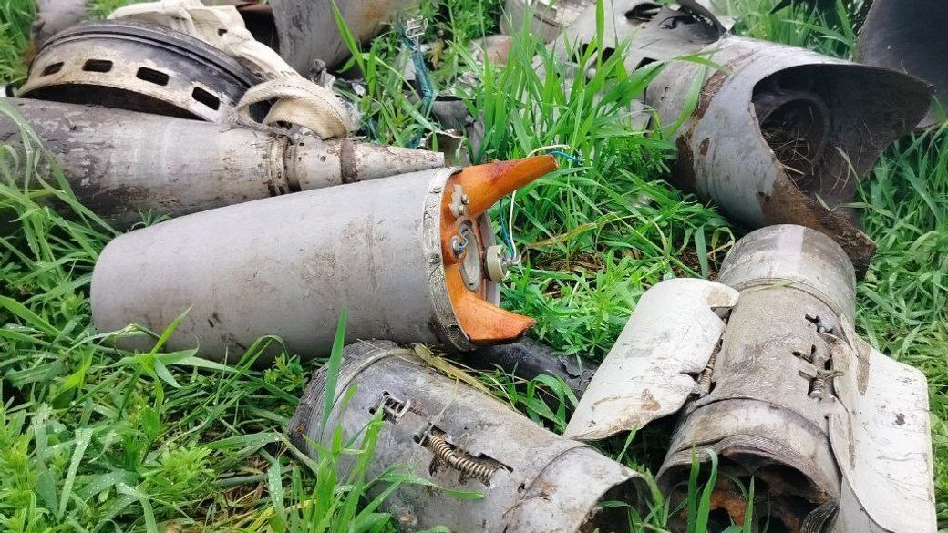 Шматки ракет, мін і снарядів: як виглядає звалище залишків російської агресії у Запоріжжі. Фото