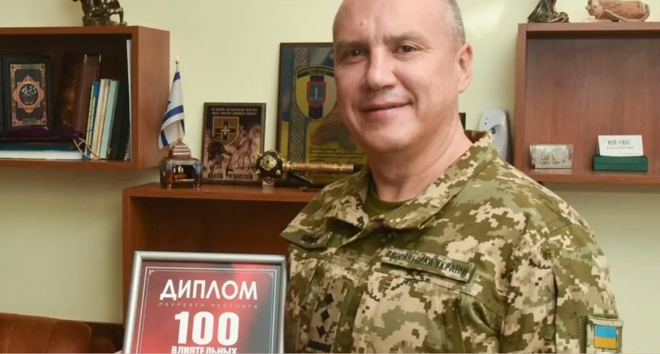 "Нульовий рівень толерантності до корупції": військового комісара з Одещини усунули від виконання службових обов'язків