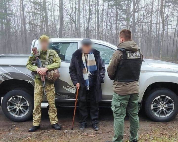 Намагався втекти з даними про Сили оборони: прикордонники затримали агента РФ на шляху в Білорусь. Фото 