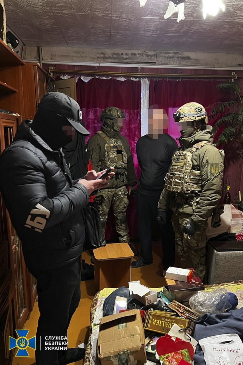 СБУ затримала агента Кремля, який ''полював'' за українською авіацією на Дніпропетровщині. Фото
