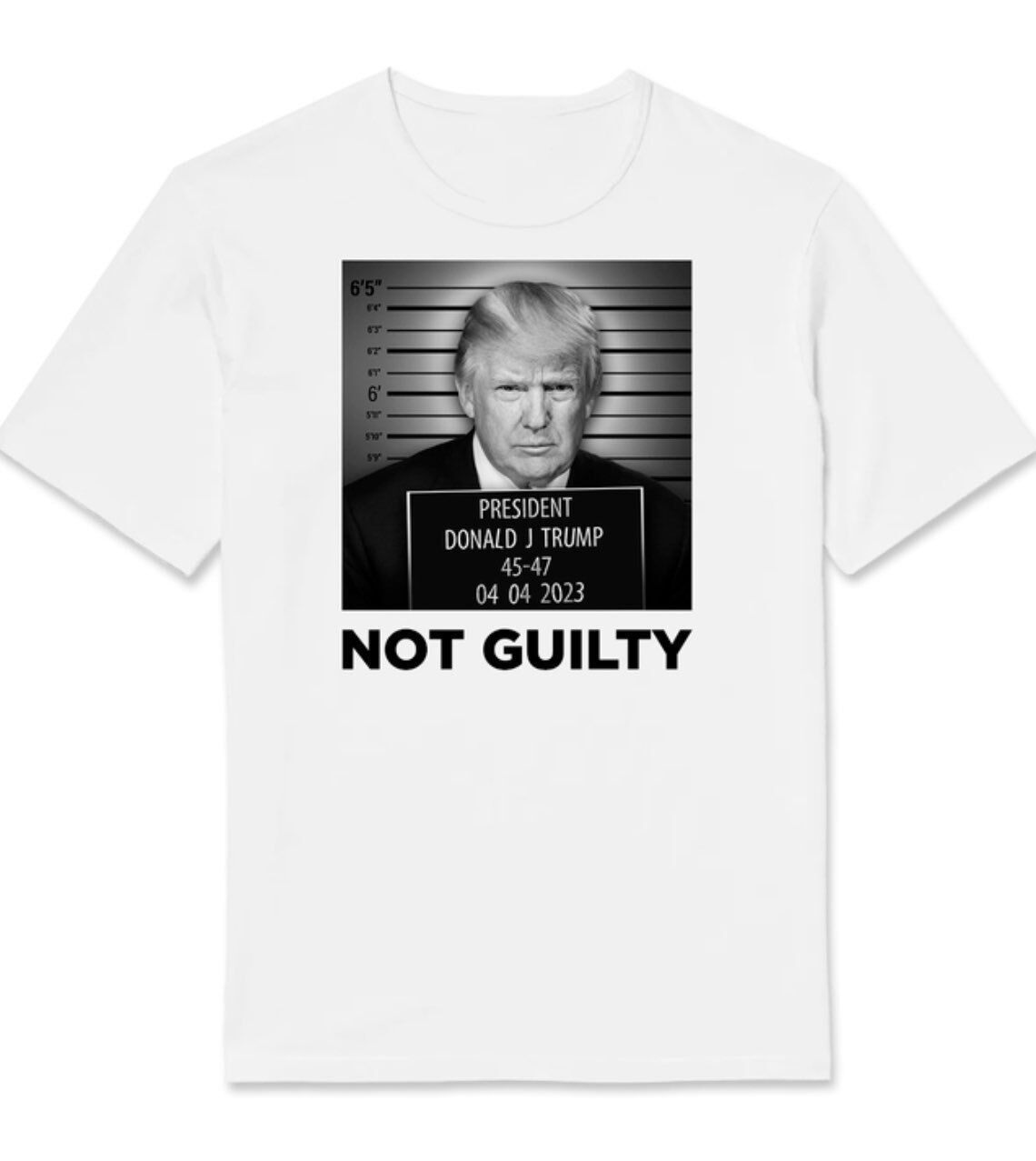 Штаб Трампа продает футболки с "преступным" изображением экс-президента, чтобы собрать ему на избирательную кампанию