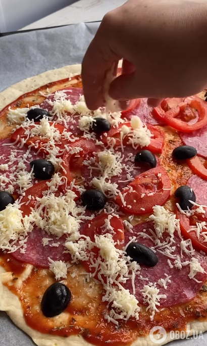 Пицца, которая выпекается 10 минут: подойдет любая начинка