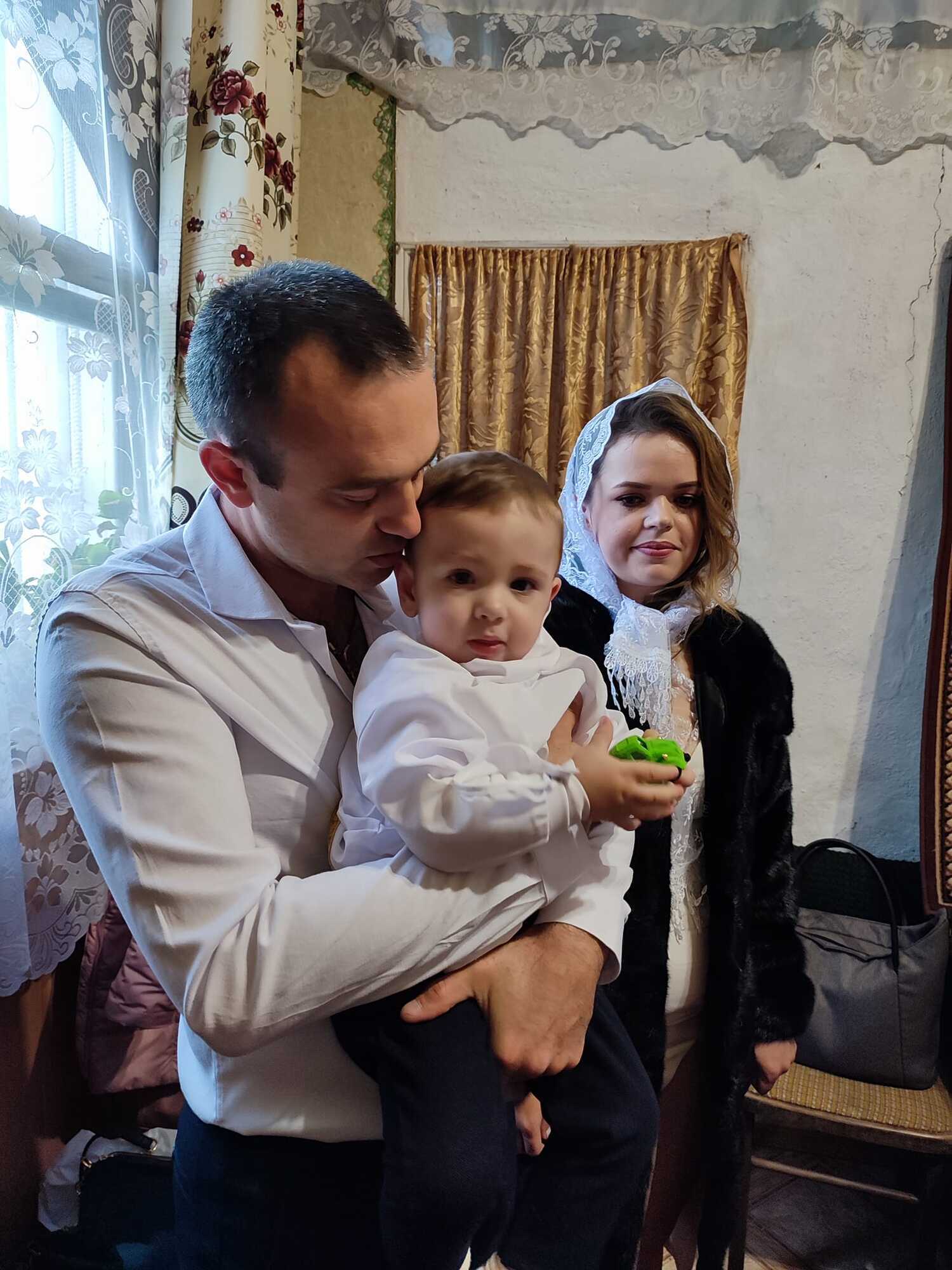 Сына и жену смог узнать по остаткам одежды: родные рассказали о погибших в Умани во время взрыва российской ракеты