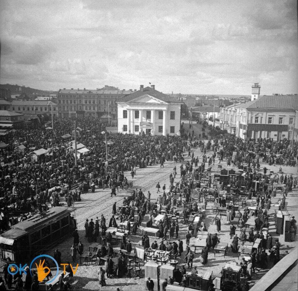 В сети показали, как выглядела Киевская контрактовая ярмарка на Подоле в начале 1930-х годов. Архивные фото