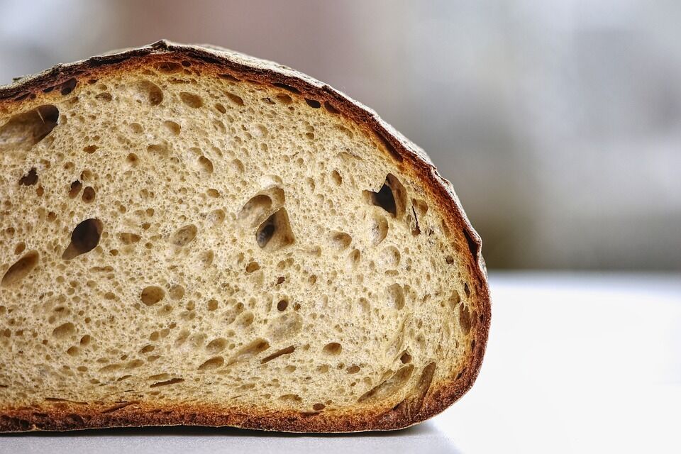 Названо найшкідливіший хліб: його їсти не варто 