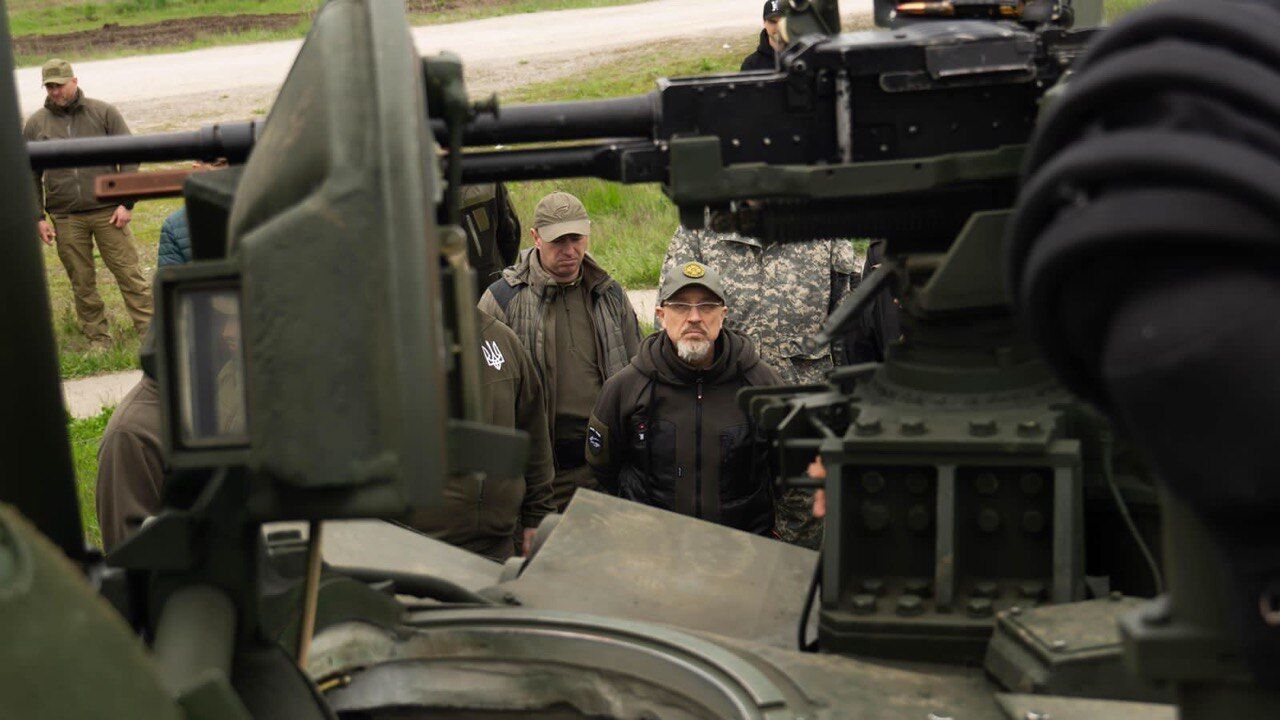 Резников сообщил, что Украина будет производить танки Оплот