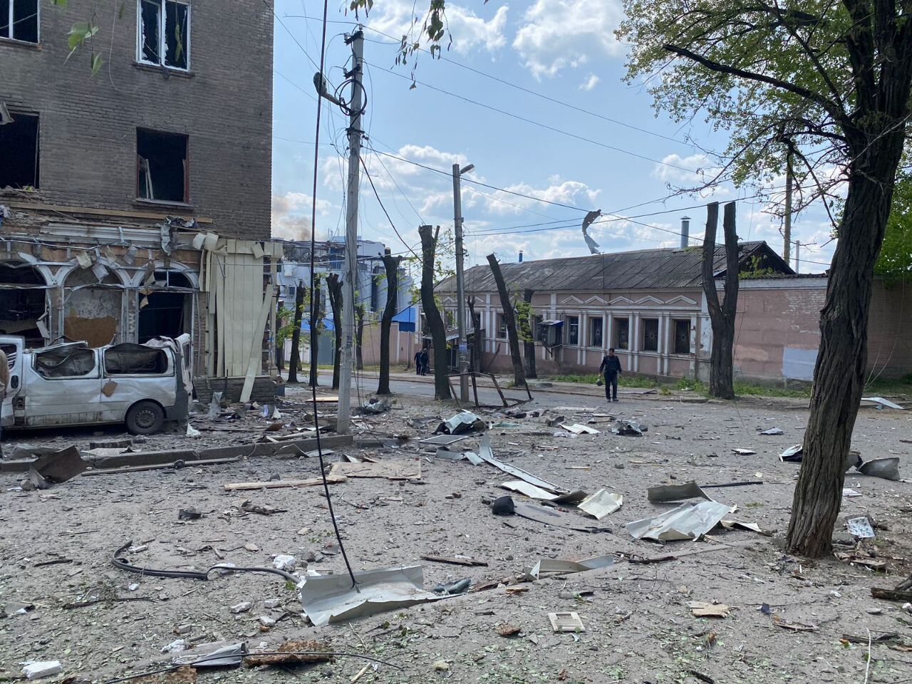 Окупанти обстріляли Костянтинівку на Донеччині зі "Смерча": дві людини загинули, 11 поранені