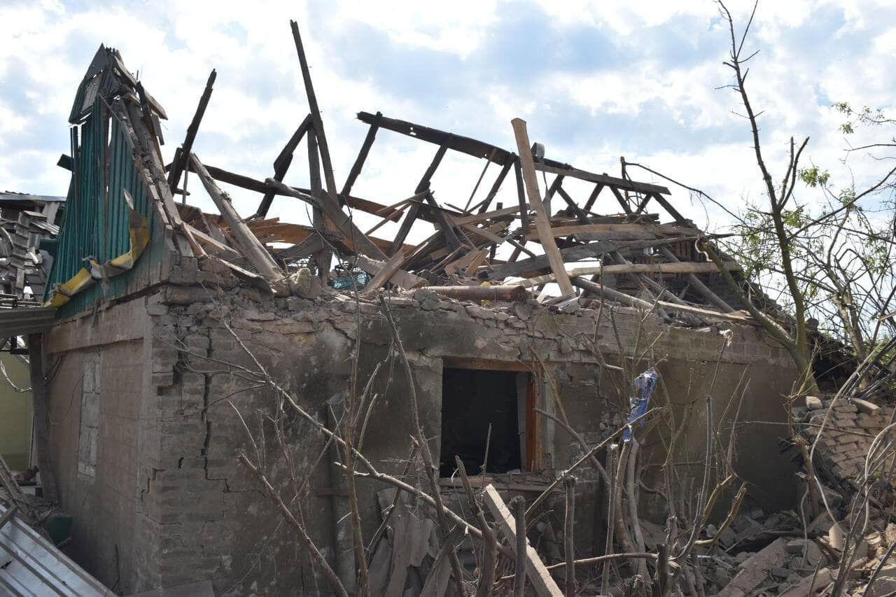 Войска РФ ударили по Краматорску: повреждены десятки домов, два разрушены до основания. Фото