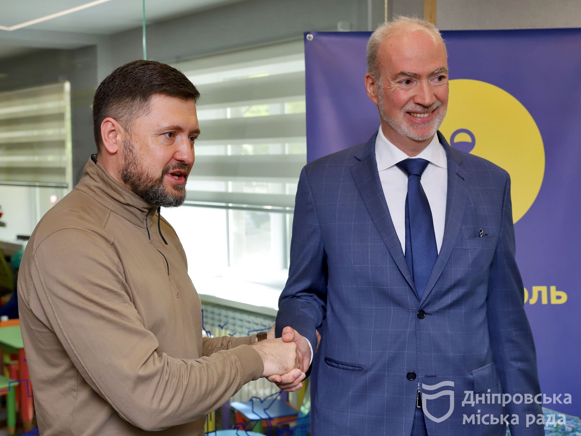 Филатов рассказал о развитии в Днепре пилотного проекта соцжилья для мариупольцев