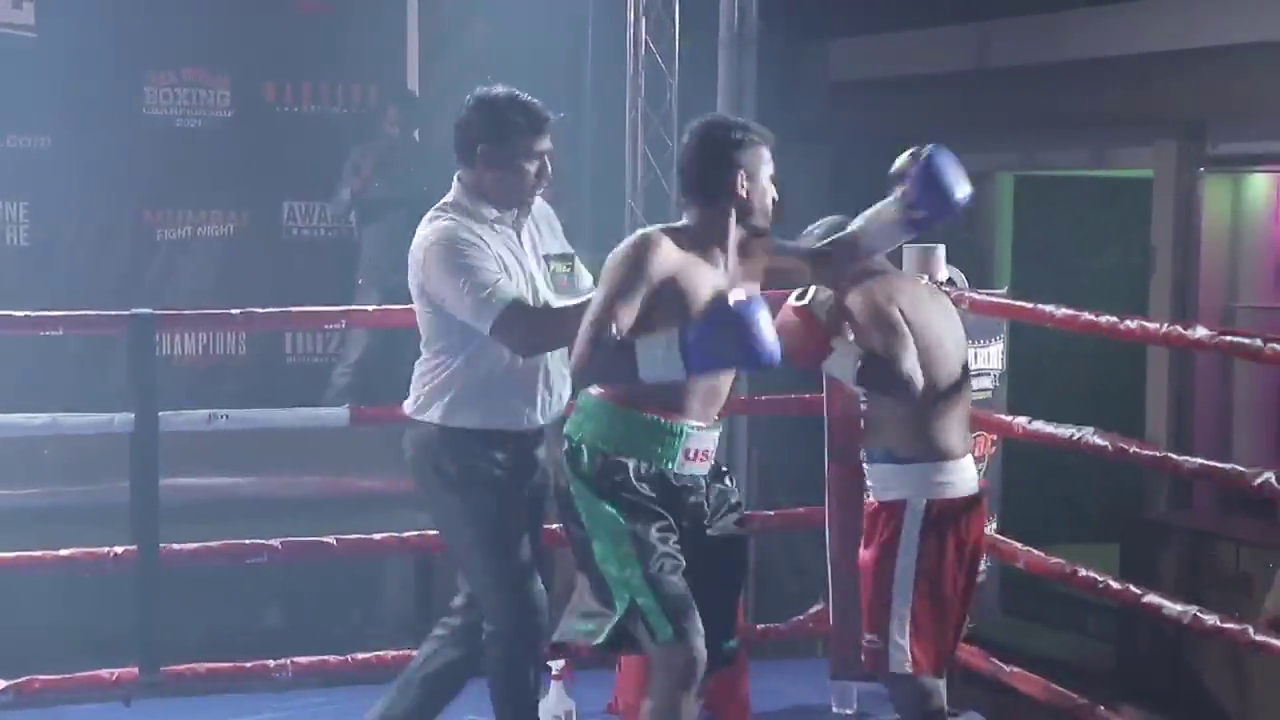 "Неймовірний" 11-секундний боксерський бій в Індії приголомшив уболівальників. Відео