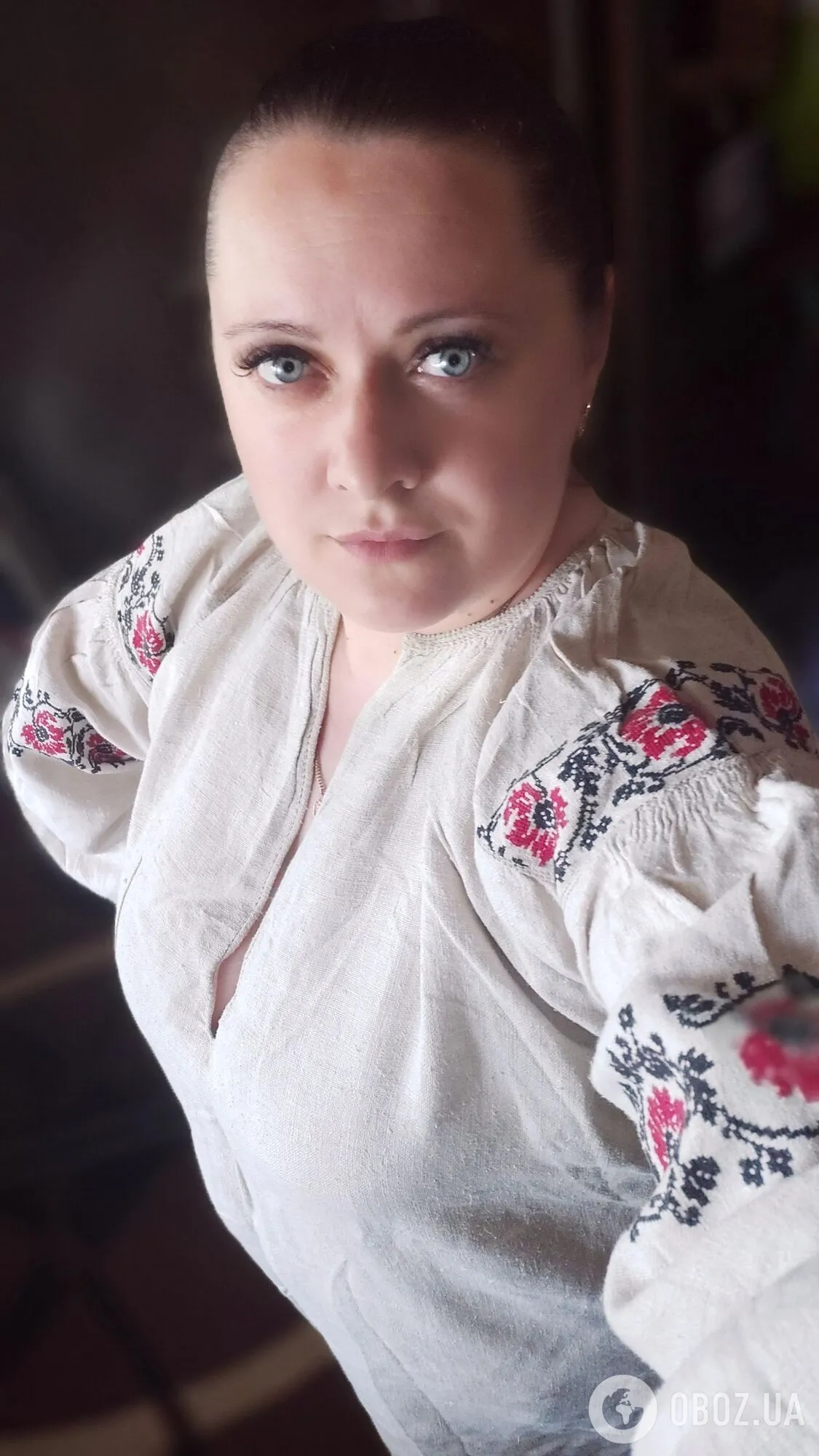 Берегли ще від прабабусь: українці поділилися яскравими фото у вишиванках