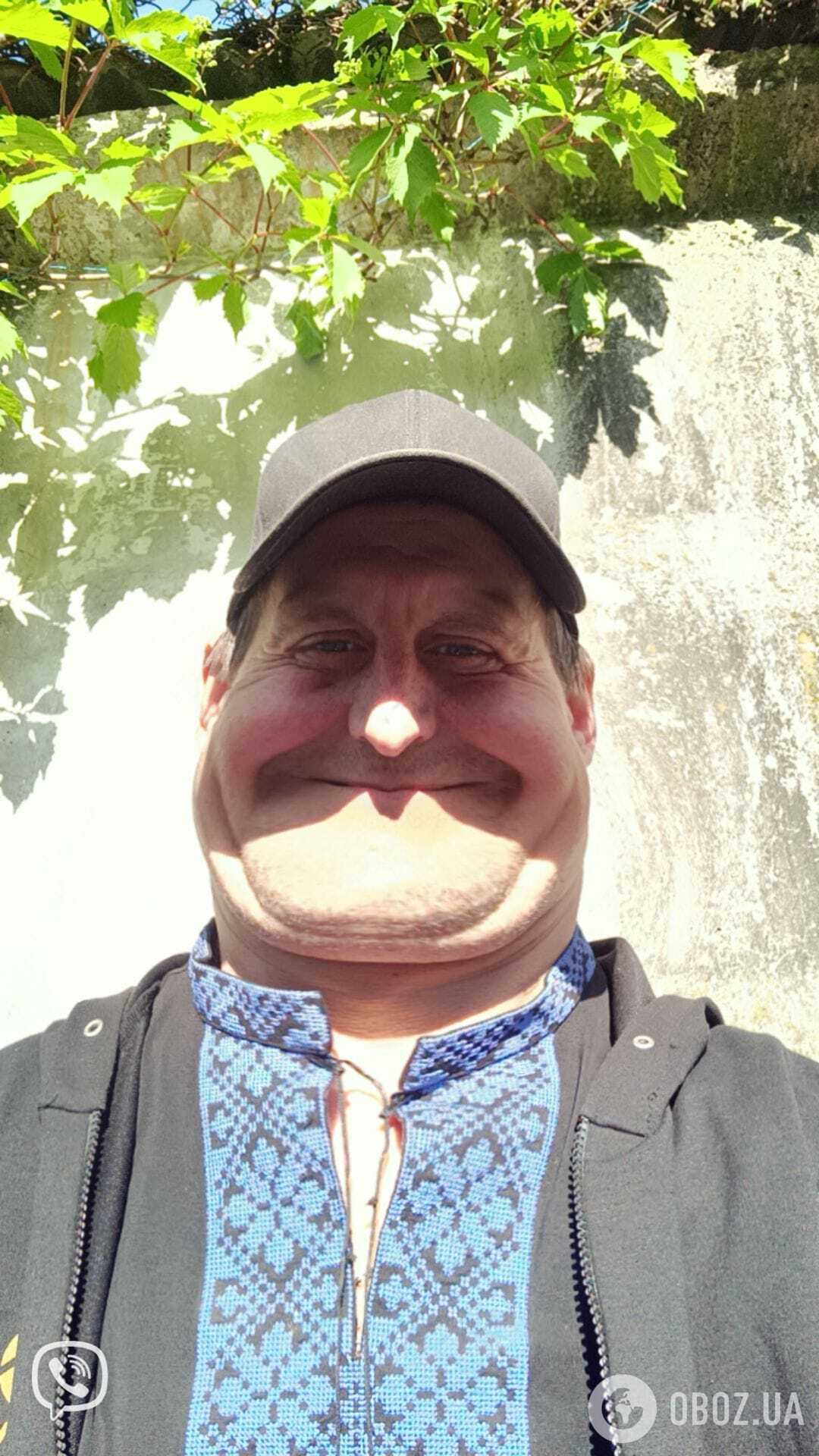 Берегли ще від прабабусь: українці поділилися яскравими фото у вишиванках