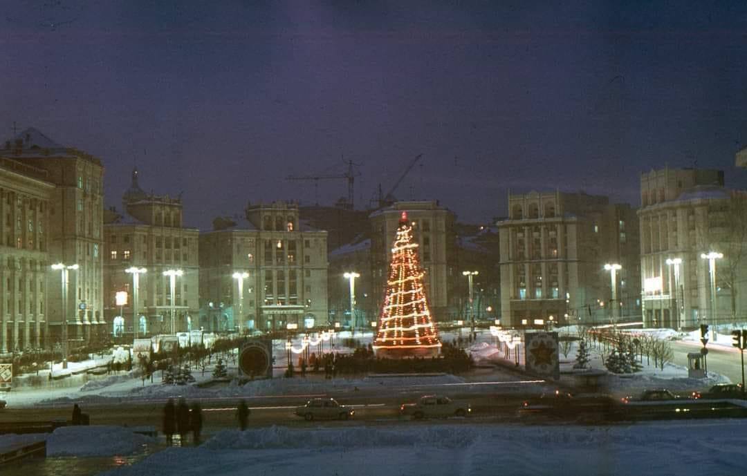 У мережі показали, який вигляд мав нічний Київ на знімках 1984 року. Архівні фото