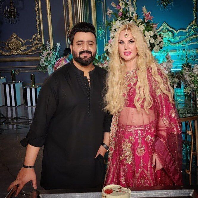 Пакистанські ЗМІ заявили, що Камалія таємно вийшла заміж за відомого артиста: співачка відреагувала на "сенсацію"
