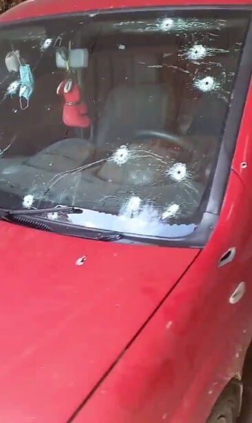 Правоохоронці повідомили про підозру двом окупантам, які розстріляли авто цивільних на Київщині. Фото