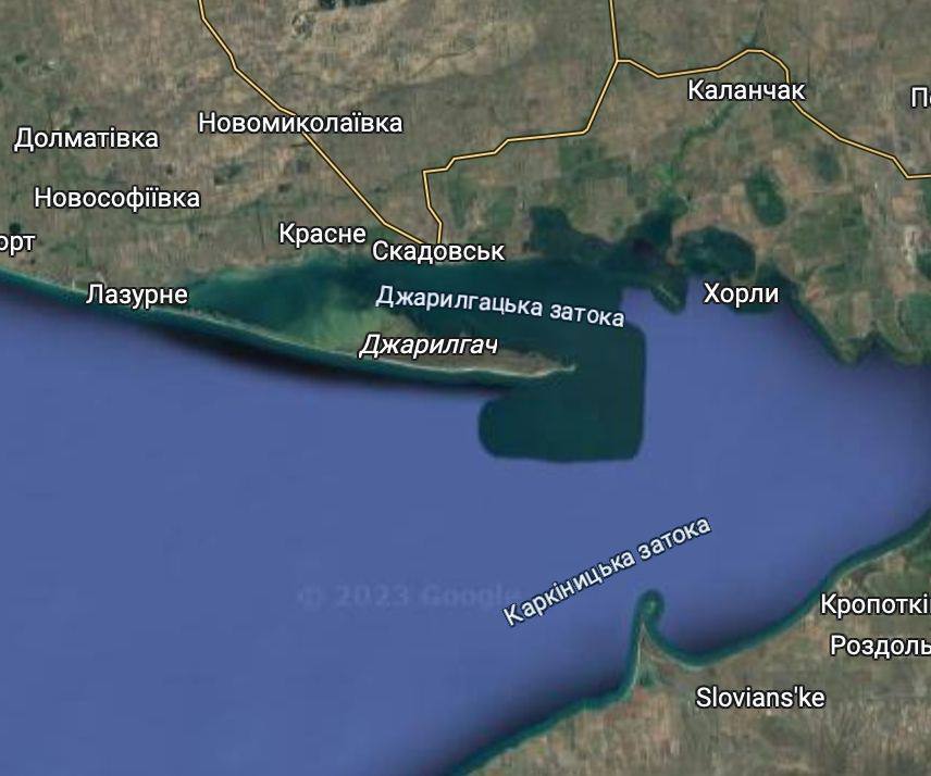 Російські окупанти мілітаризували острів Джарилгач і пограбували місцеве населення – Генштаб