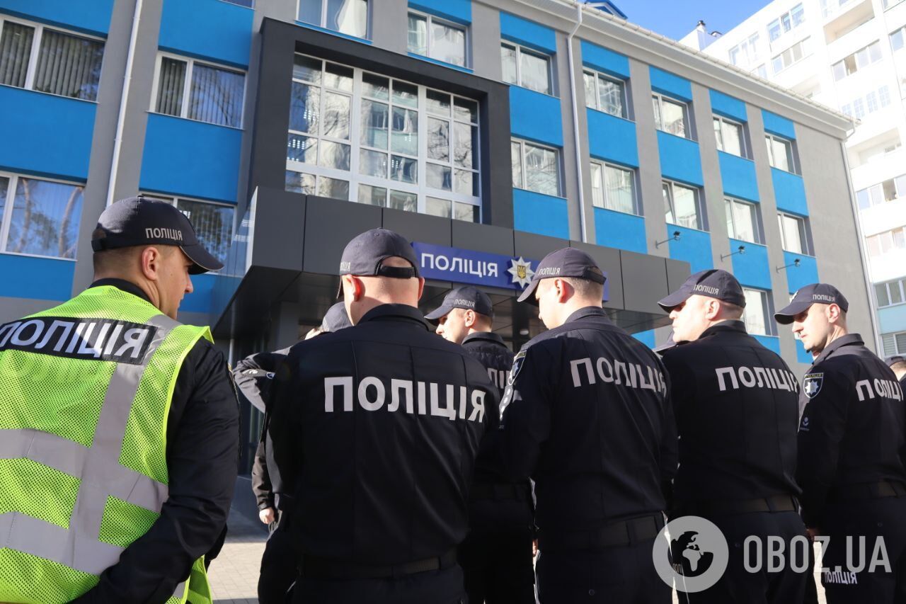 В Ірпені відкрили відділ поліції, який у березні 2022 року знищили російські окупанти. Фото і відео